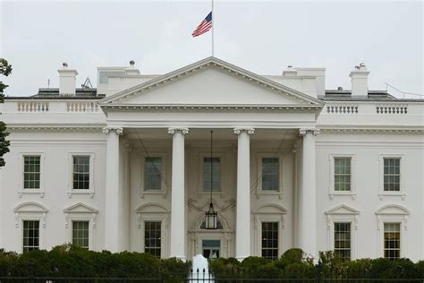 La Casa Blanca en miras de crear la primera oficina federal para prevenir la violencia armada